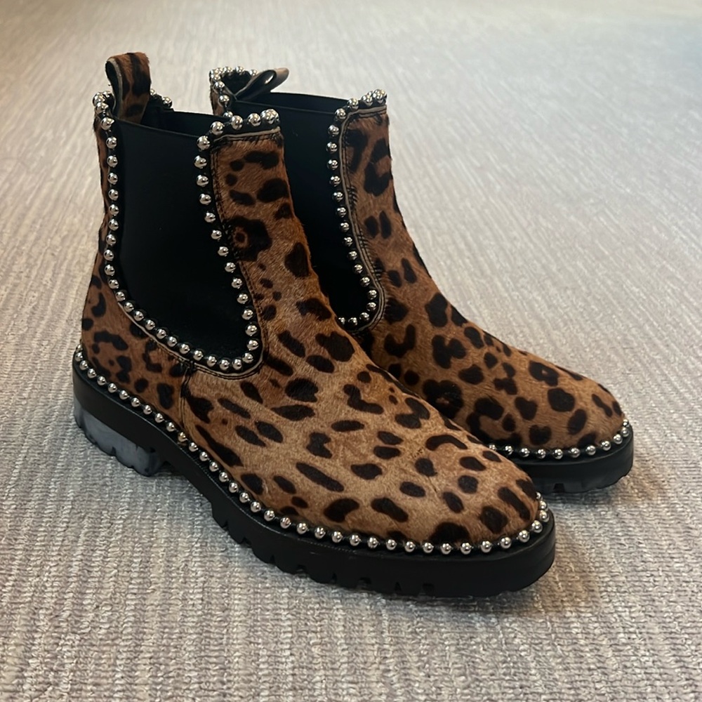 Perfect condition ALEXANDER WANG studded leopard boot